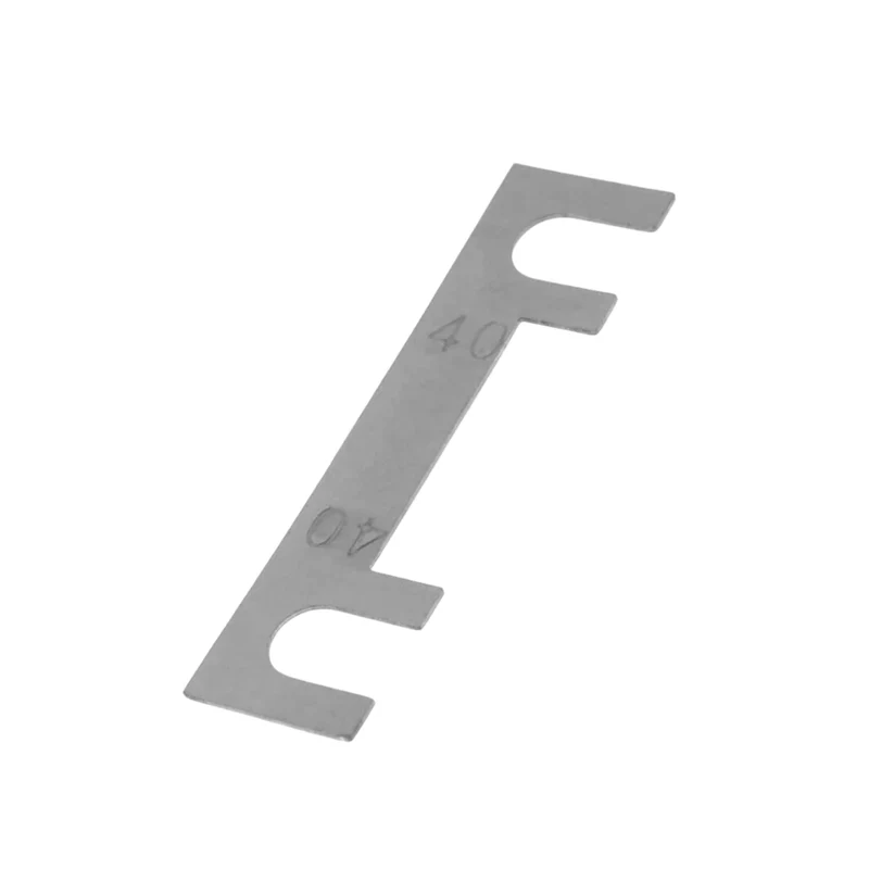 Rimuovere i fusibili / Selezionare l'amperaggio