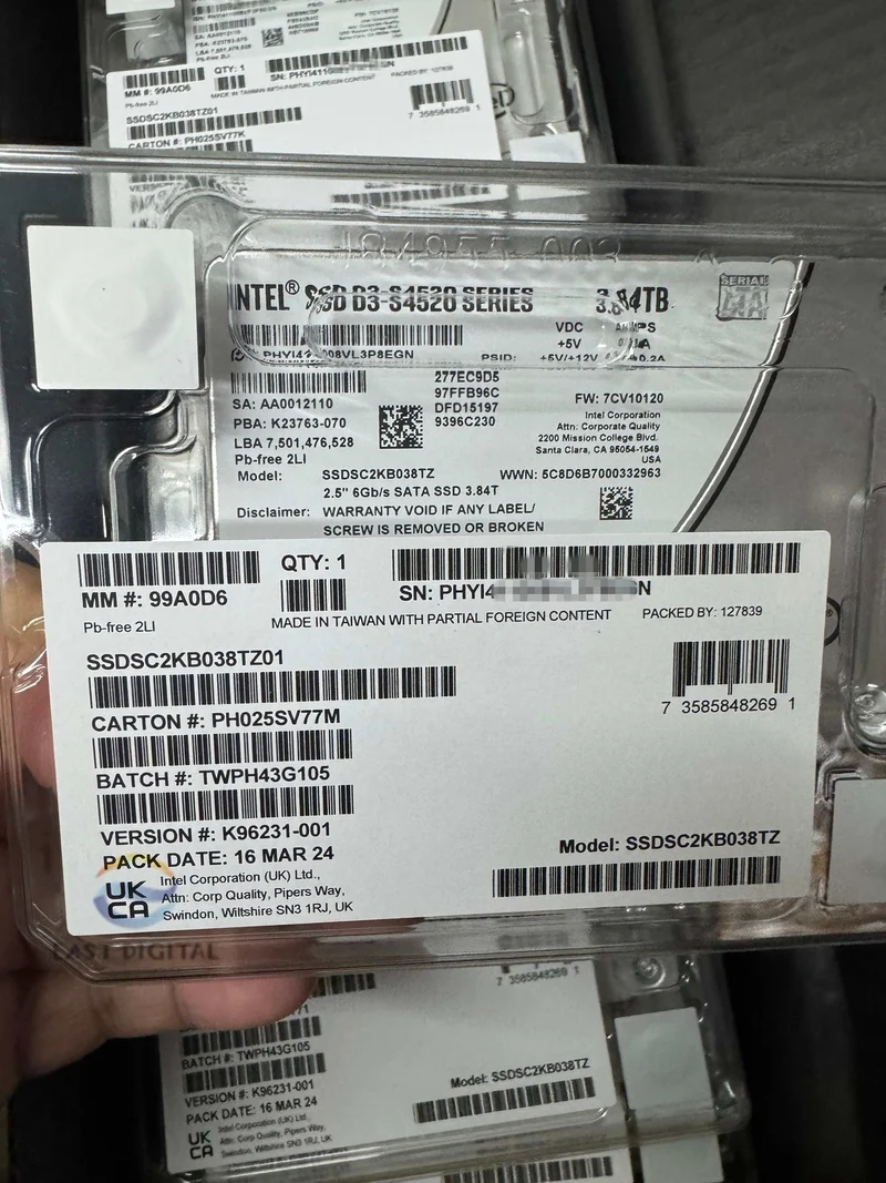 Intel SSD S4520 SSDSC2KB038TZ01 3.84TB 2.5" SATA3 6Gb/s Solid State Drive New