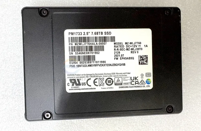 Samsung MZ-WLJ7T60 PM1733 7.68TB 2.5" PCIe 4.0 U.2 6Gbps MZWLJ7T6HALA-00007 SSD