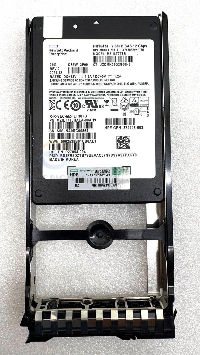 HPE Primera 600 PM1643a 7.68TB 2.5" MZILT7T6HALA-00AH9 SAS 12Gbps SSD P27054-004