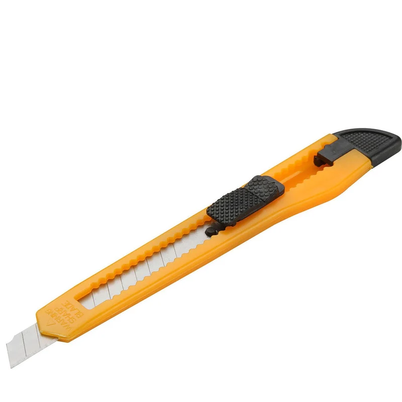 TAGLIERINO CUTTER IN PLASTICA PICCOLO CON LAMA 9MM - COLORI VARI