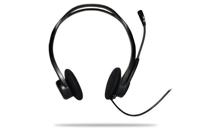Logitech 960 USB Auricolare Cablato A Padiglione Musica e Chiamate USB tipo A Nero [981-000100]