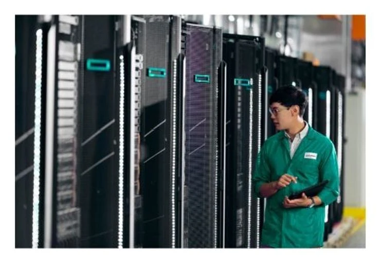 HPE DL380 Gen11 LFF Front TM Cbl Kit [P56995-B21]