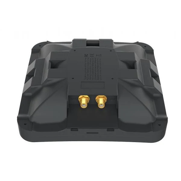 MikroTik, mANT LTE 5 MTAO, LTE, 5D, SQ 5dBi LTE antenna with two SMA connectors [MTAO-LTE-5D-SQ]