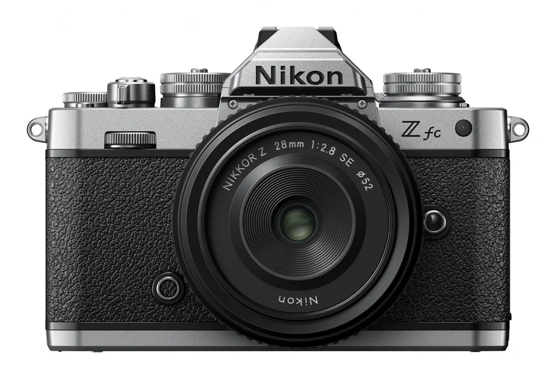 Nikon Zfc + 28mm f/2.8 SE