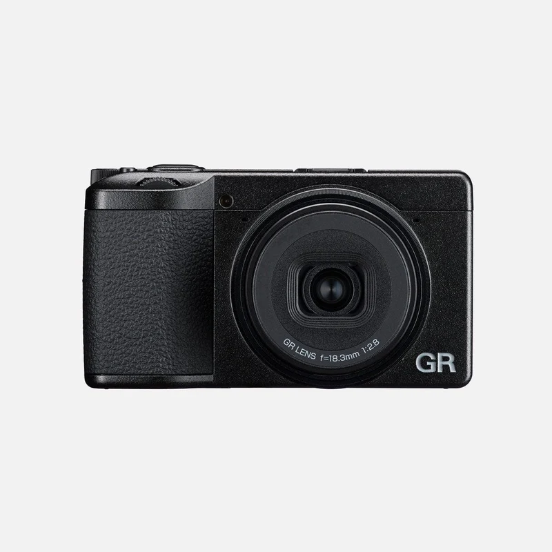 Ricoh GR IV Black – Fotocamera Compatta APS-C 25,7 MP da Street