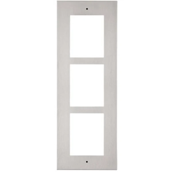 2N flush installation frame for 3 modules (must be together with 9155016) [9155013]