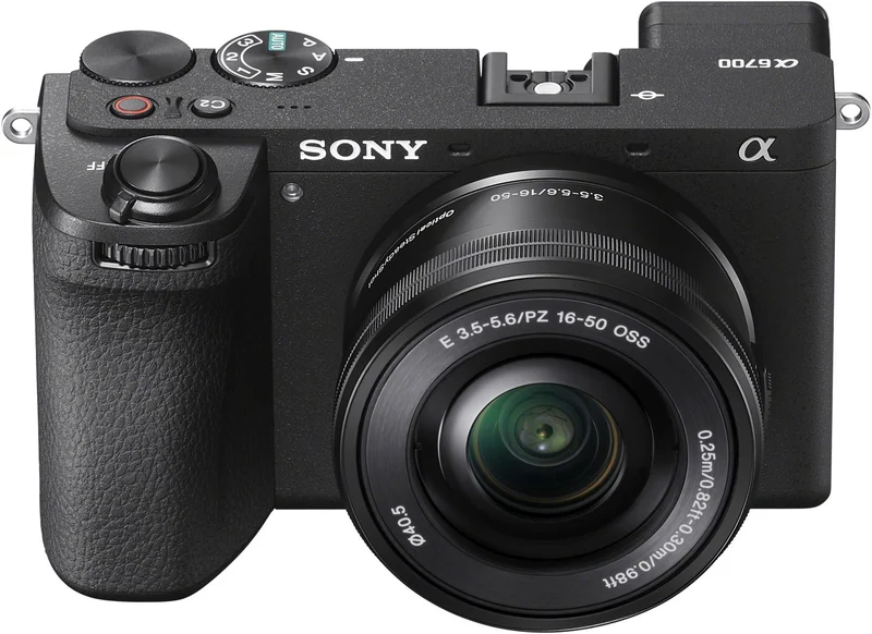Sony Alpha ILCE-6700 + 16-50mm + 55-210mm f/4.5-6.3