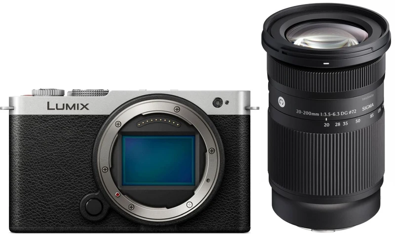 Panasonic Lumix DC-S9 silver/black + Sigma 20-200mm f/3.5-6.3