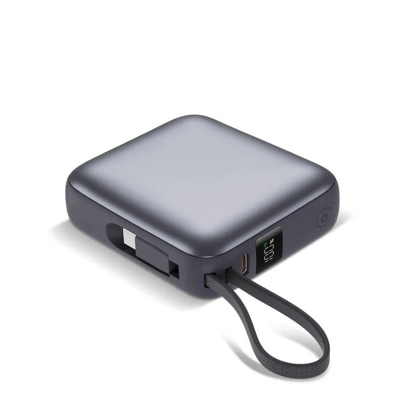 Nova Powerbank 22,5 W Power Delivery con cavi integrati 10.000 mAh
