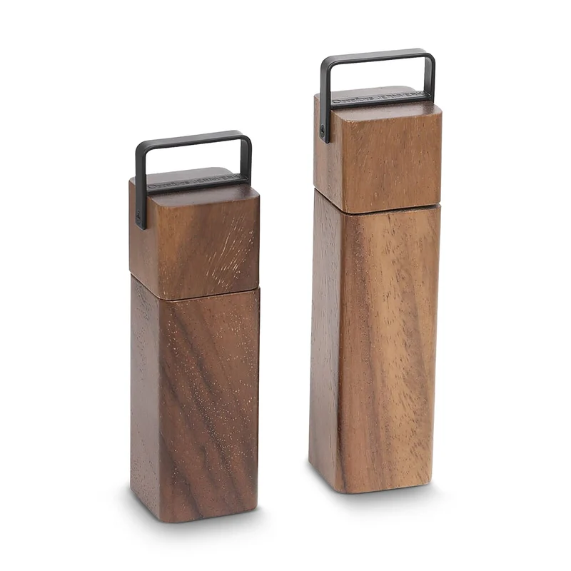 Macina sale e pepe Orrefors Jernverk serie BlackSmith