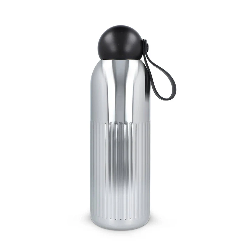Sagaform Tekla bottiglia in acciaio cromato (riciclato) 500 ml