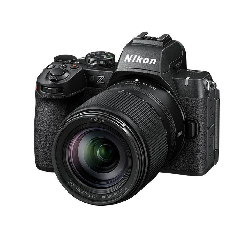 Nikon Z50II BODY + 18-140mm f/3.5-6.3 VR + SD LEXAR 128GB - Garanzia 6 anni Nital