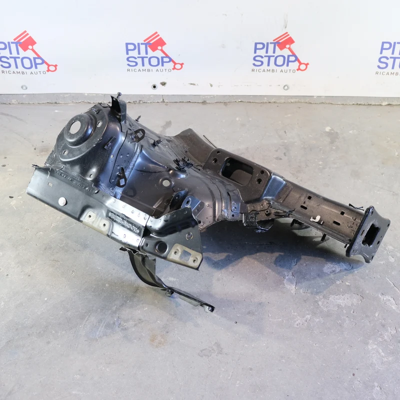 5Q0805116D LONGHERONE PASSARUOTA ANTERIORE DESTRO AUDI Q2 2016> BX51