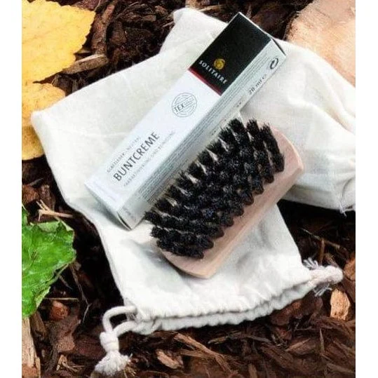 Kit artigianale per pulizia calzature